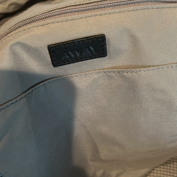 NWT AWAY daypack backpack - Picture 4 of 4